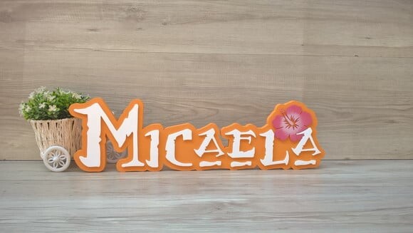 Nome em MDF - Peça de mesa Tema MOANA - Micaela 15 cm