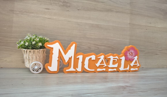 Nome em MDF - Peça de mesa Tema MOANA - Micaela 15 cm