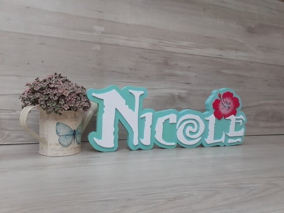 Nome em MDF - Peça de mesa Tema MOANA - Nicole 15 cm