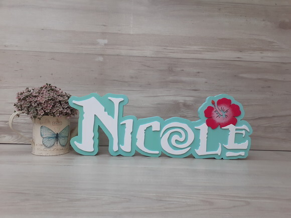 Nome em MDF - Peça de mesa Tema MOANA - Nicole 15 cm