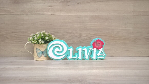 Nome em MDF - Peça de mesa Tema MOANA - Olivia 12 cm