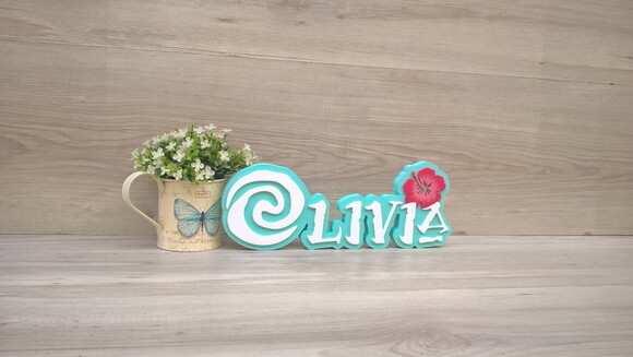 Nome em MDF - Peça de mesa Tema MOANA - Olivia 12 cm