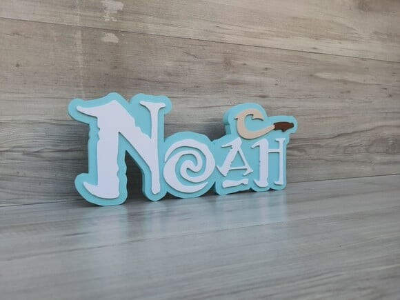 Nome em mdf - Peça de Mesa Tema Moana/ Maui - Noah - 15 cm