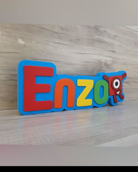 Nome em mdf - Peça de Mesa Tema Numberblocks - Enzo 10 cm