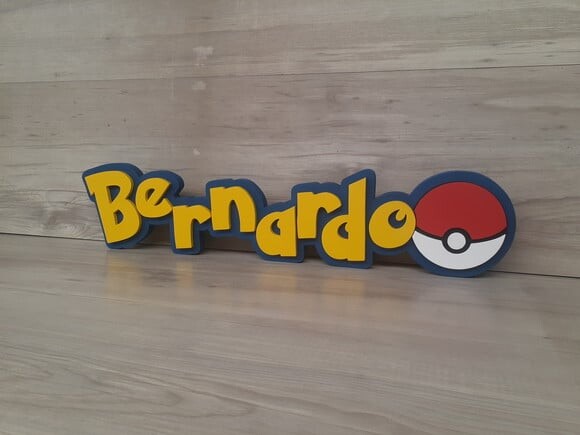 Nome Em Mdf - Peça De Mesa Tema Pokemon - Bernardo - 13 Cm