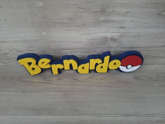 Nome Em Mdf - Peça De Mesa Tema Pokemon - Bernardo - 10 Cm