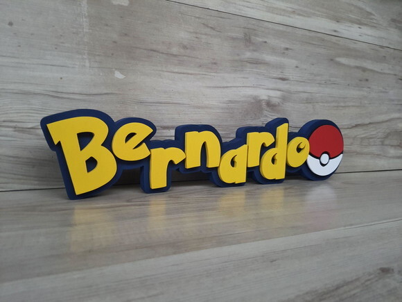 Nome Em Mdf - Peça De Mesa Tema Pokemon - Bernardo - 10 Cm