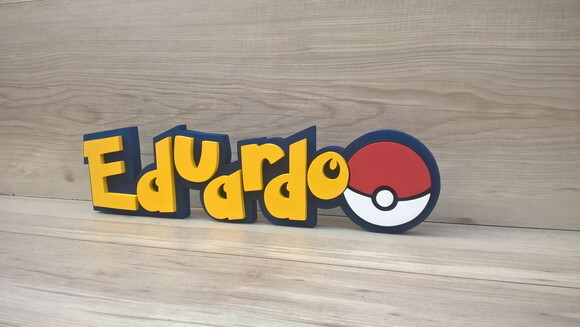 Nome em MDF - Peça de mesa Tema POKEMON - Eduardo - 10 cm