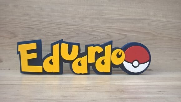 Nome em MDF - Peça de mesa Tema POKEMON - Eduardo - 10 cm