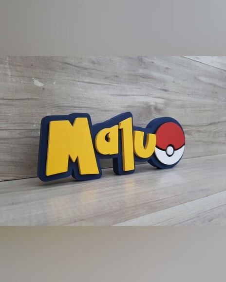 Nome em mdf - Peça de Mesa Tema Pokemon - Malu - 10 cm