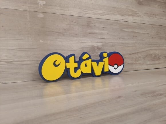 Nome em mdf - Peça de Mesa Tema Pokemon - Otávio - 10 cm