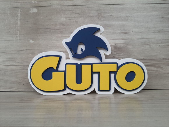 Nome em mdf - Peça de Mesa Tema Sonic - Guto - 17 cm