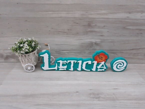Nome em MDF - Tema MOANA - Leticia 12 cm + Simbolo Te Fiti