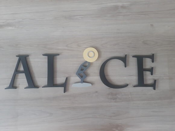 Nome em mdf de Parede PERSONALIZADO PIXAR - Alice - 20 cm