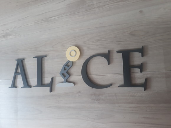 Nome em mdf de Parede PERSONALIZADO PIXAR - Alice - 20 cm