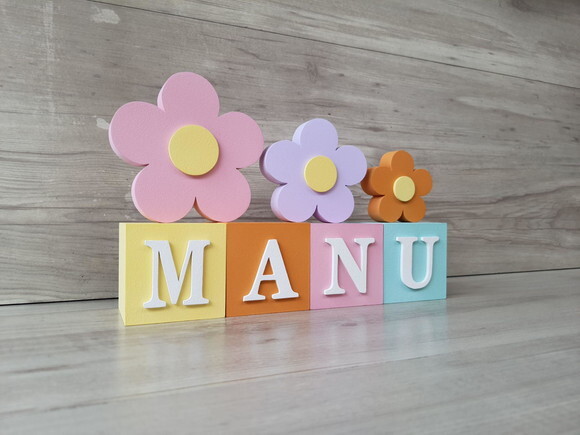 Nomes em Cubos - Mod. Clássico - 6 x 6 x 6 cm - 4 Letras