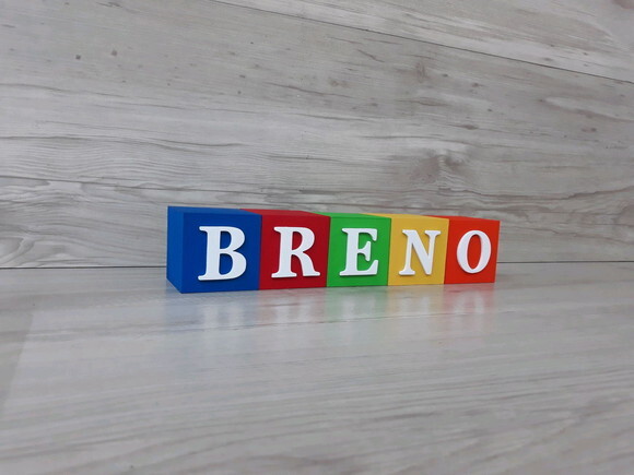 Nomes em Cubos - Mod. Clássico - 6 x 6 x 6 cm - 5 Letras