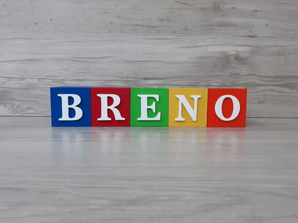 Nomes em Cubos - Mod. Clássico - 6 x 6 x 6 cm - 5 Letras