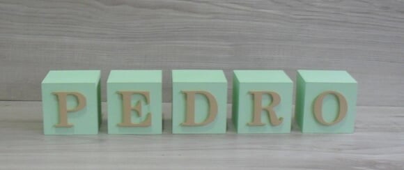 Nomes em Cubos - Mod. Clássico - 6 x 6 x 6 cm - 5 Letras