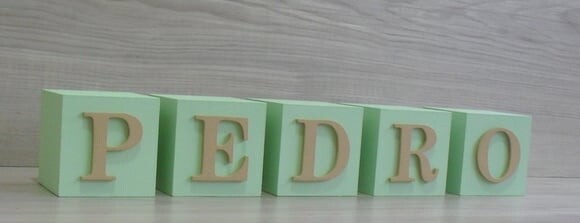 Nomes em Cubos - Mod. Clássico - 6 x 6 x 6 cm - 5 Letras