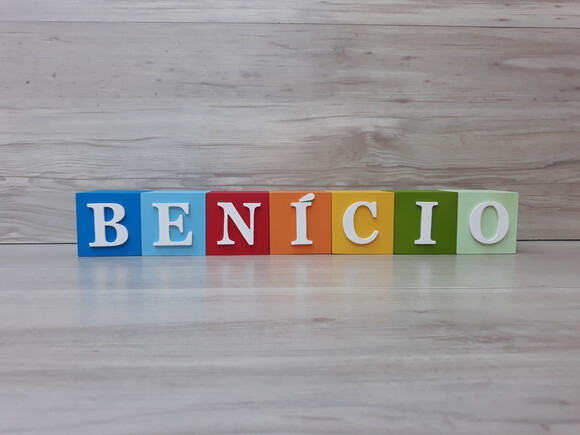 Nomes em Cubos - Mod. Clássico - 6 x 6 x 6 cm - 7 Letras