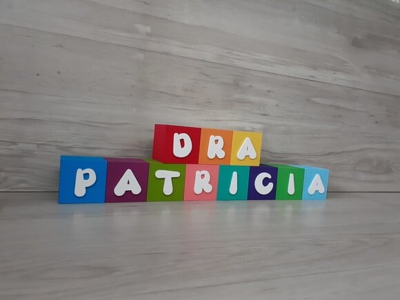 Nomes em Cubos - Mod. Infantil - 6 x 6 x 6 cm - 11 Letras