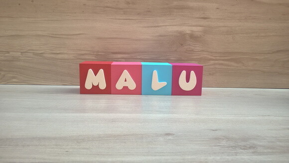 Nomes em Cubos - Mod. Infantil - 6 x 6 x 6 cm - 4 Letras