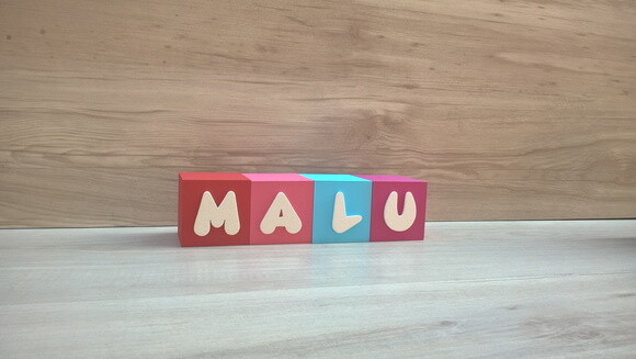 Nomes em Cubos - Mod. Infantil - 6 x 6 x 6 cm - 4 Letras