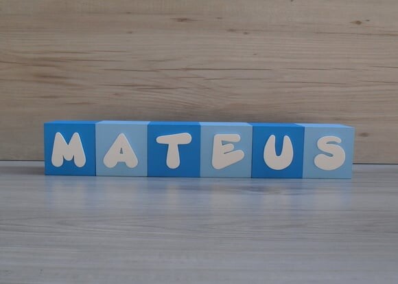 Nomes em Cubos - Mod. Infantil - 6 x 6 x 6 cm - 6 Letras