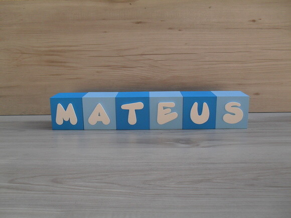 Nomes em Cubos - Mod. Infantil - 6 x 6 x 6 cm - 6 Letras