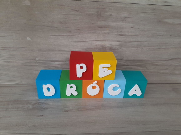 Nomes em Cubos - Mod. Infantil - 6 x 6 x 6 cm - 7 Letras