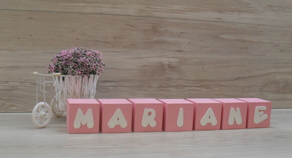 Nomes em Cubos - Mod. Infantil - 6 x 6 x 6 cm - 7 Letras