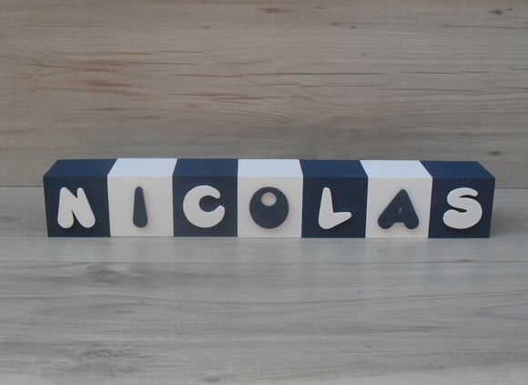 Nomes em Cubos - Mod. Infantil - 6 x 6 x 6 cm - 7 Letras
