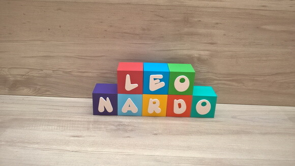 Nomes em Cubos - Mod. Infantil - 6 x 6 x 6 cm - 8 Letras