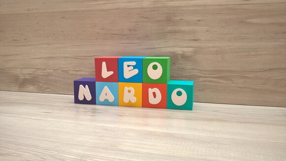 Nomes em Cubos - Mod. Infantil - 6 x 6 x 6 cm - 8 Letras
