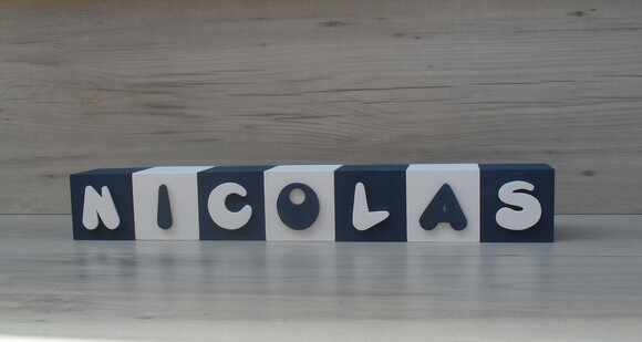 Nomes em Cubos - Mod. Infantil - 6 x 6 x 6 cm - 7 Letras