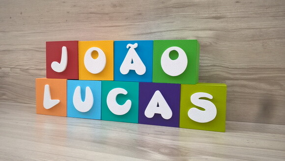Nomes em Cubos - Mod. Infantil - 6 x 6 x 6 cm - 9 Letras