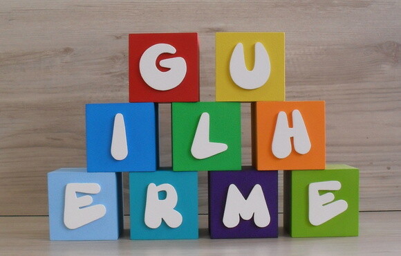 Nomes em Cubos - Mod. Infantil - 6 x 6 x 6 cm - 9 Letras