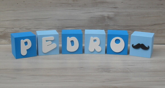 Nomes em Cubos - Mod. Infantil - 8 x 8 x 8 cm - 6 Letras