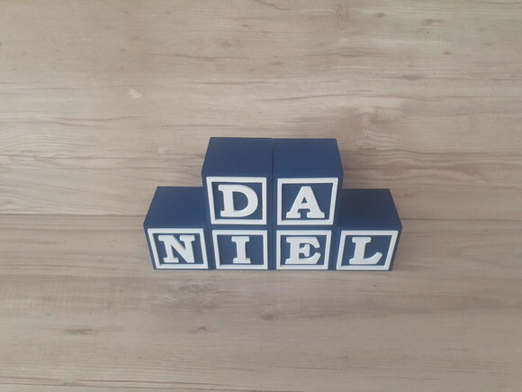 Nomes em Cubos - Mod. Moldura - 6 x 6 x 6 cm - 6 Letras