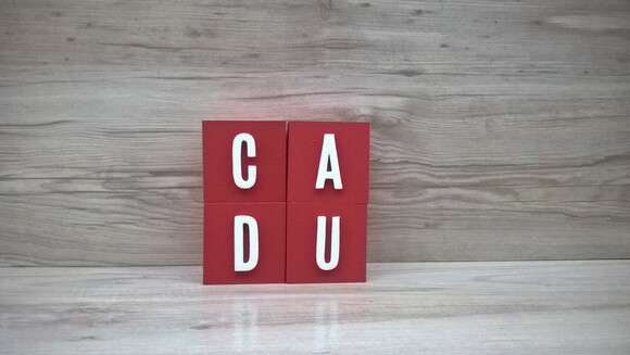 Nomes em Cubos - Mod. Youtube - 6 x 6 x 6 cm - 4 Letras