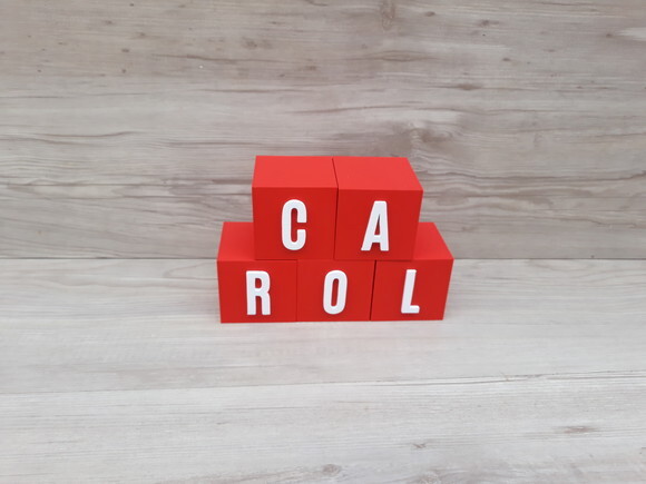 Nomes em Cubos - Mod. Youtube - 6 x 6 x 6 cm - 5 Letras