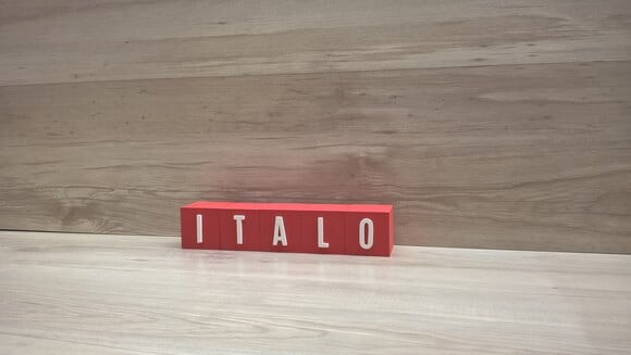 Nomes em Cubos - Mod. Youtube - 6 x 6 x 6 cm - 5 Letras