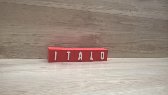 Nomes em Cubos - Mod. Youtube - 6 x 6 x 6 cm - 5 Letras