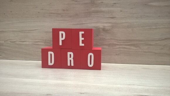 Nomes em Cubos - Mod. Youtube - 6 x 6 x 6 cm - 5 Letras