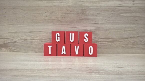 Nomes em Cubos - Mod. Youtube - 6 x 6 x 6 cm - 7 Letras