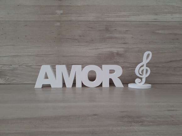 Palavra de mesa em MDF - AMOR + Clave de Sol