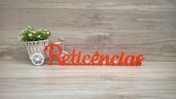 Palavra de Mesa em mdf - Linha Ck - Reticências 10 cm