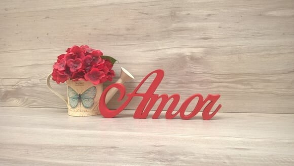 Palavra Decorativa Amor - Linha Bop