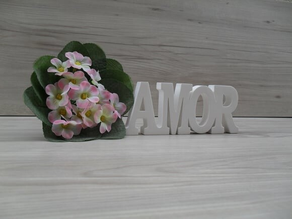 Palavra decorativa AMOR - linha BK